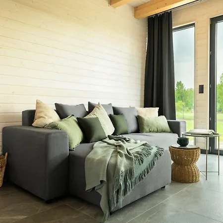 Miedzy Taltami 度假居 Skorupki